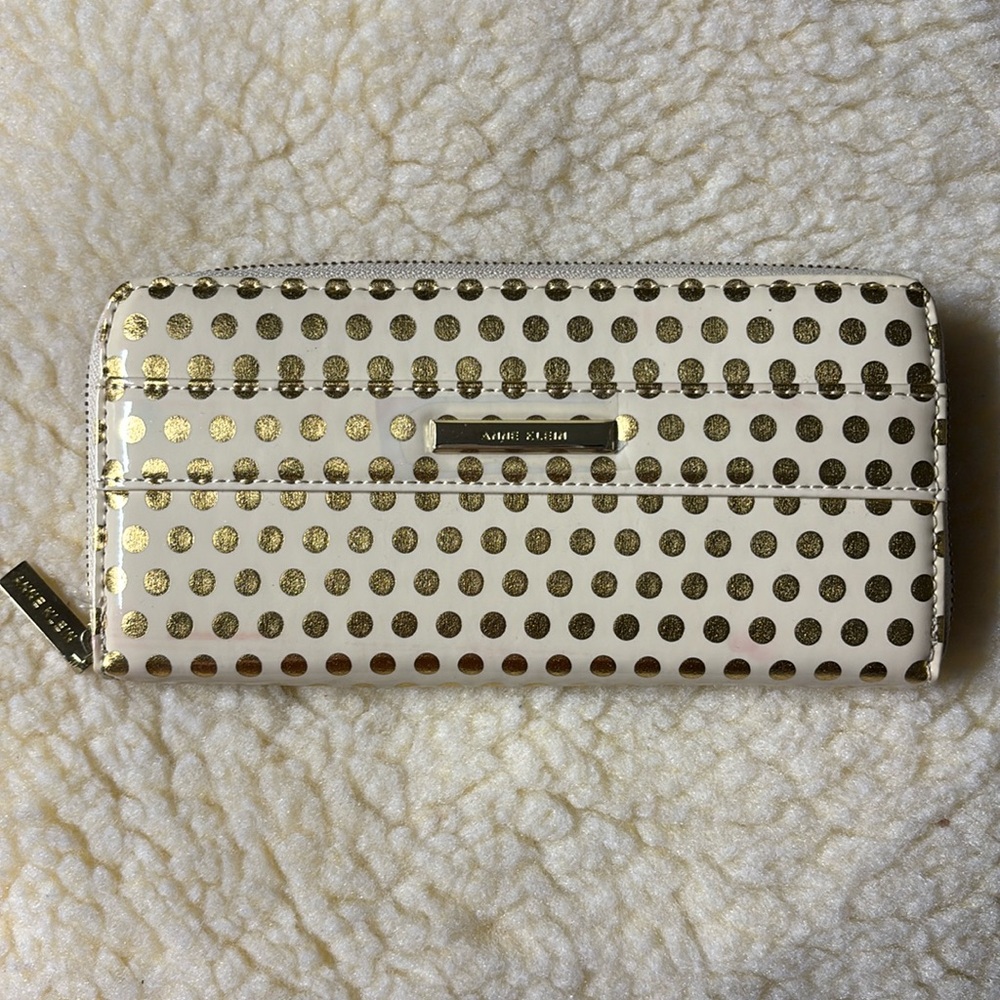 Annie Klein wallet